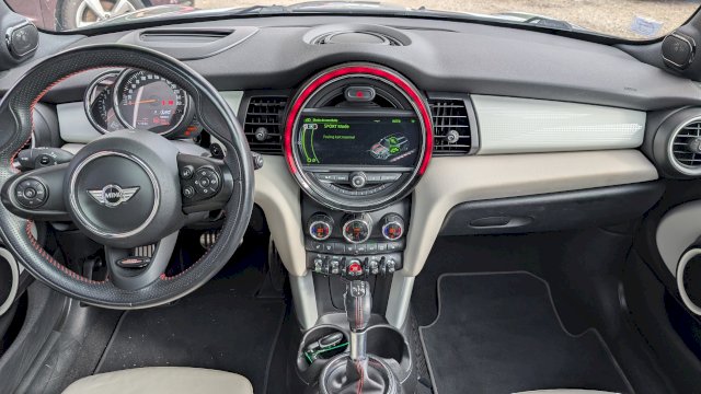 Mini Mini III (F56) Cooper S 192ch John Cooper Works BVA