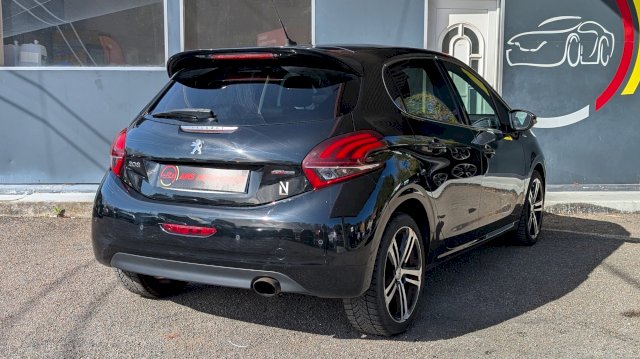 Peugeot Peugeot 208 1.2 110ch GT Line 5p