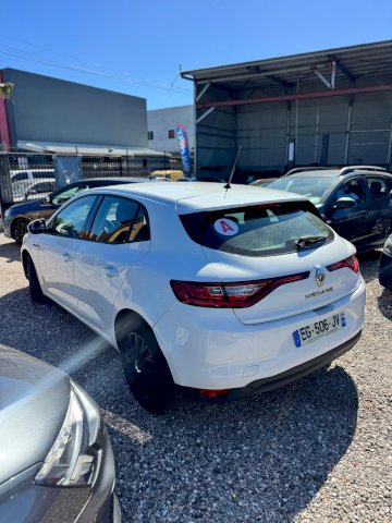 Renault Renault Megane Essence 1.2 TCe 100 (B9MS) 101 CV