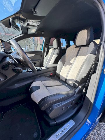Peugeot Peugeot 3008 Essence/électrique Hybrid4 (M45GBU) 299 CV