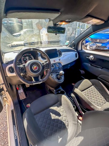 Fiat Fiat 500 Essence 1.4 (312.AXY11, 312.AXY1A) 145 CV 