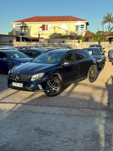 Mercedes-Benz Mercedes-Benz Classe GLA Essence GLA 180 (156.942) 122 CV