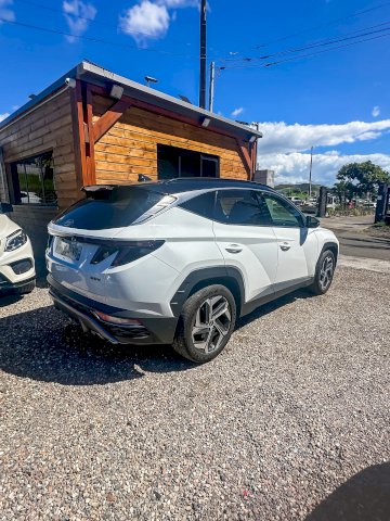 Hyundai Hyundai Tucson Essence/électrique 1.6 T-GDi Hybrid 230 CV 