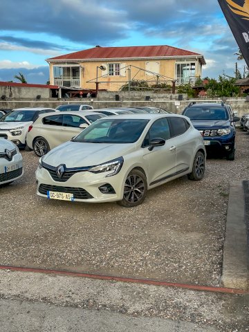 Renault Renault Clio Essence 1.0 TCe 90 (B7MT) 91 CV