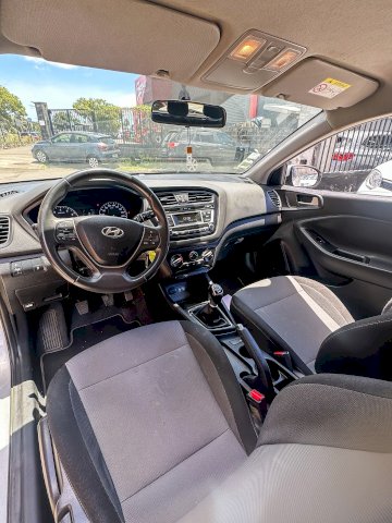 Hyundai Hyundai i20 Essence 1.0 T-GDI 101 CV 