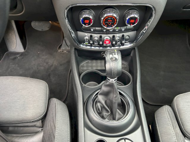Mini Mini Clubman II (F54) One 102ch Chili BVA