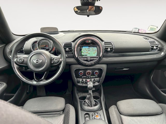 Mini Mini Clubman II (F54) One 102ch Chili BVA