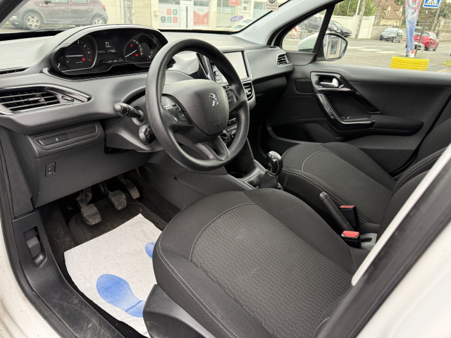 Peugeot Peugeot 208  1.2 PureTech 82ch Active 5p