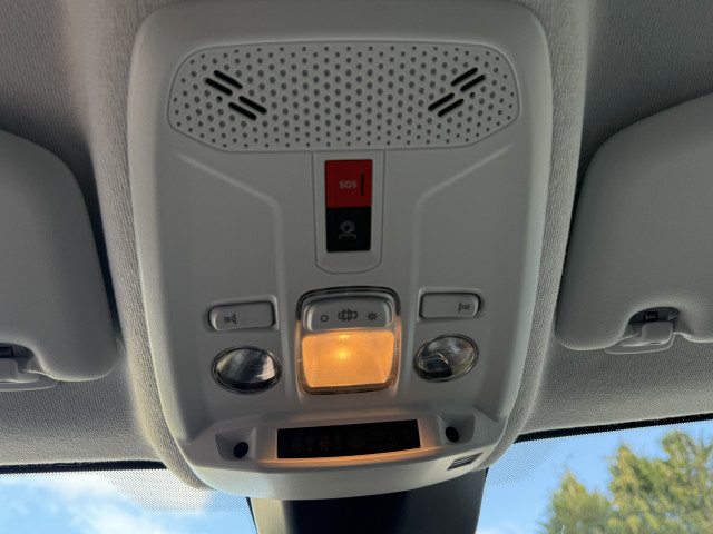 Peugeot Peugeot 208 208 PURETECH 100 S&S ALLURE