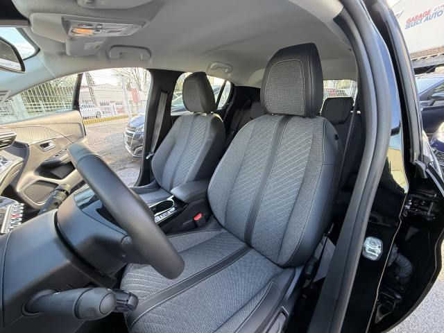 Peugeot Peugeot 208 208 PURETECH 100 S&S ALLURE