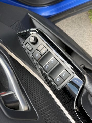 Toyota Toyota C-Hr  122h Edition 2WD E-CVT