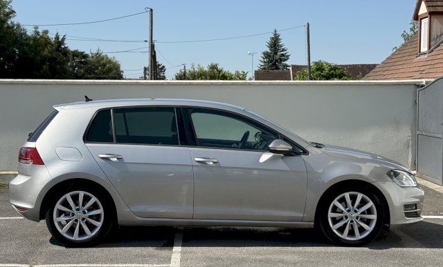 Volkswagen Volkswagen Golf VII 1.4 TSI 125ch BlueMotion Technology Carat Edition 5p