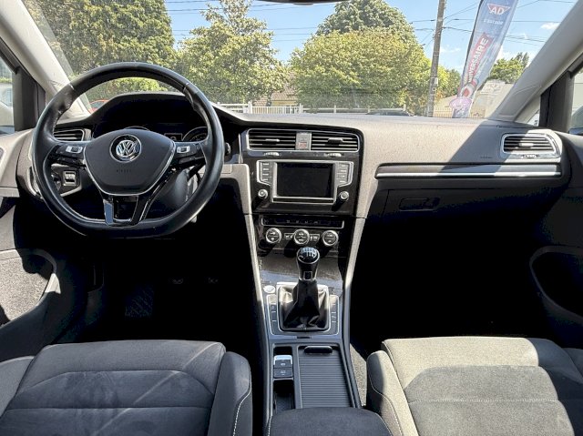 Volkswagen Volkswagen Golf VII 1.4 TSI 125ch BlueMotion Technology Carat Edition 5p