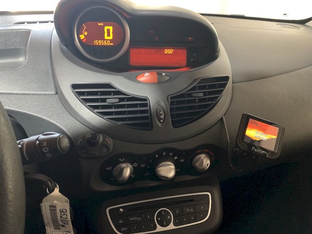 Renault Renault Twingo II 1.2 LEV 16v 75ch Authentique