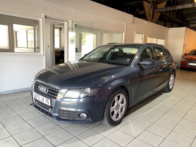 Audi Audi A4  2.0 TDI 140 DPF Ambiente