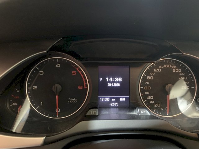 Audi Audi A4  2.0 TDI 140 DPF Ambiente