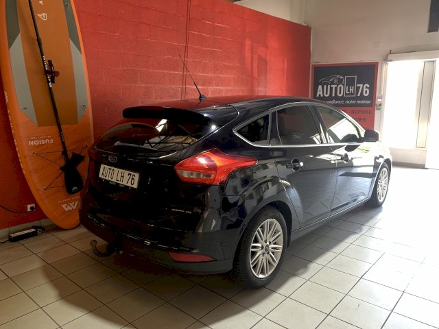 Ford Ford Focus II 1.6 TDCi 115ch Stop&Start Titanium