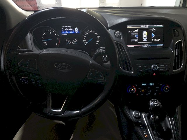Ford Ford Focus II 1.6 TDCi 115ch Stop&Start Titanium