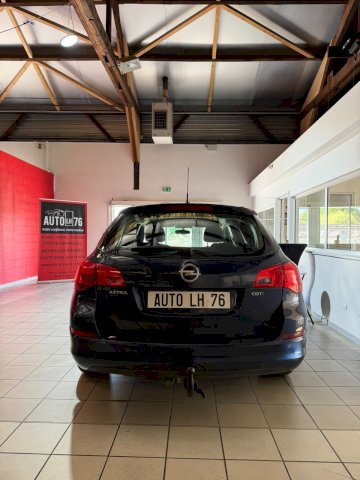Opel Opel Astra sports tourer  1.7 CDTI 110ch FAP Cosmo