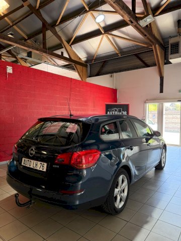 Opel Opel Astra sports tourer  1.7 CDTI 110ch FAP Cosmo