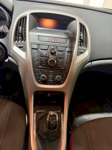 Opel Opel Astra sports tourer  1.7 CDTI 110ch FAP Cosmo