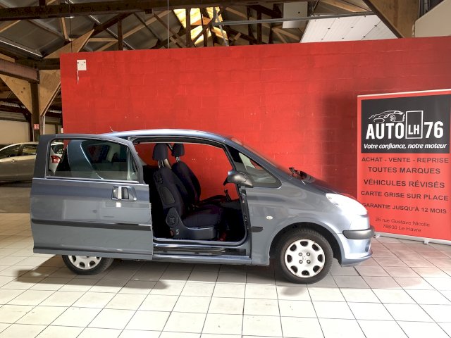 Peugeot Peugeot 1007 1.4i Urban