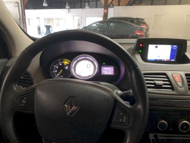 Renault Renault Megane III 1.5 dCi 90ch TomTom eco² Euro5
