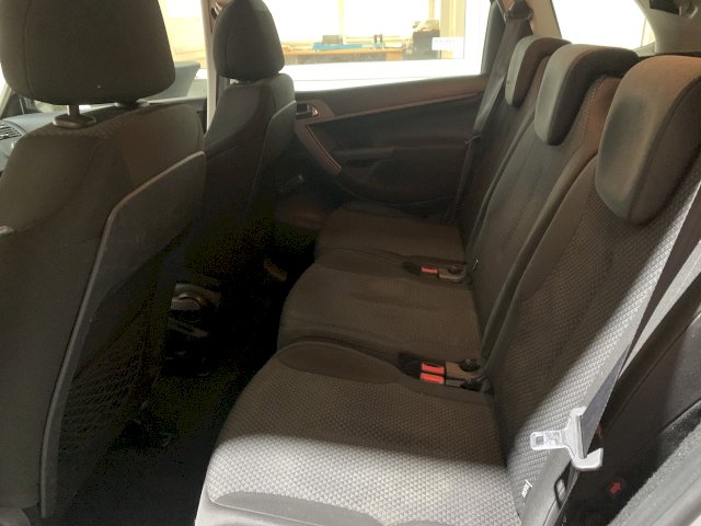 Citroen Citroën C4  1.6 HDi110 FAP Sillage