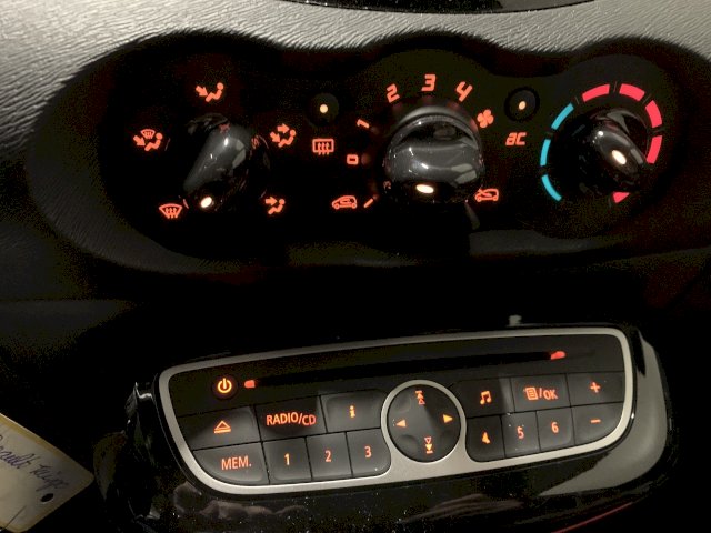 Renault Renault Twingo II (C44) 1.2 LEV 16v 75ch Privilège eco²