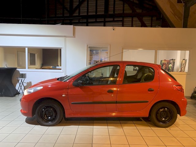 Peugeot 206+ 1,1 TRENDY 5P