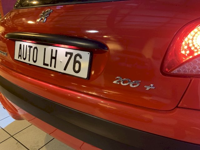 Peugeot 206+ 1,1 TRENDY 5P
