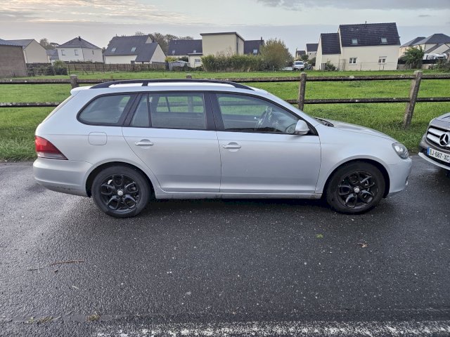 Volkswagen Volkswagen Golf VI SW 1.6 TDI 90ch FAP Trendline