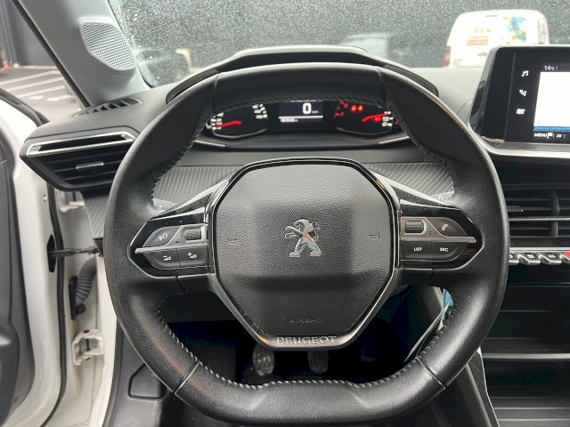 Peugeot Peugeot 208  1.5 BlueHDi 100ch E6.c Active 5p
