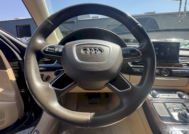 Audi Audi A8 AUDI A8 D4 3.0 TDI QUATTRO