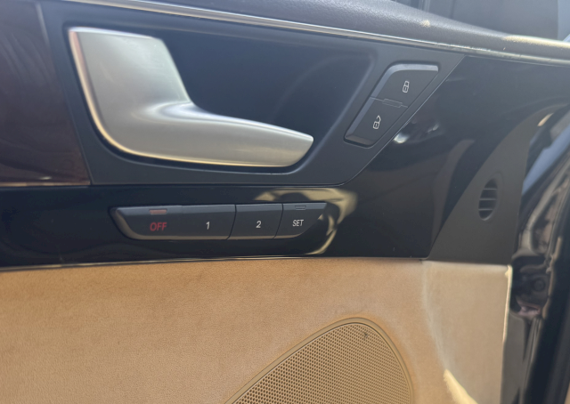 Audi Audi A8 AUDI A8 D4 3.0 TDI QUATTRO
