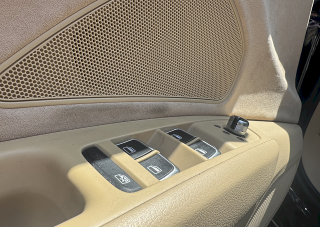 Audi Audi A8 AUDI A8 D4 3.0 TDI QUATTRO