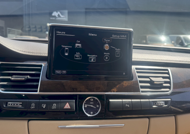 Audi Audi A8 AUDI A8 D4 3.0 TDI QUATTRO