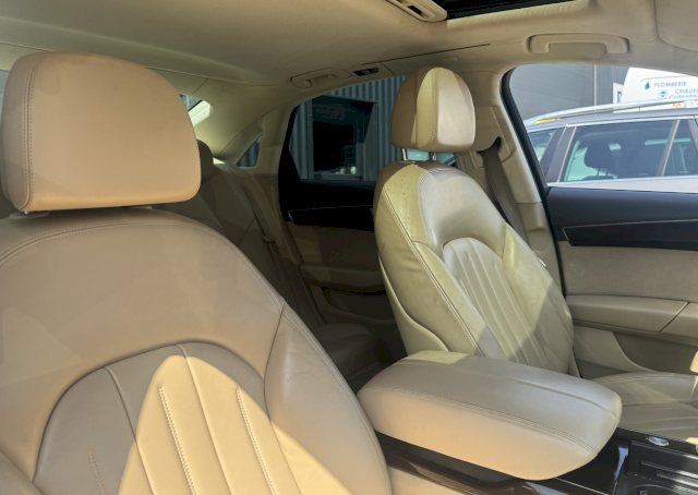 Audi Audi A8 AUDI A8 D4 3.0 TDI QUATTRO