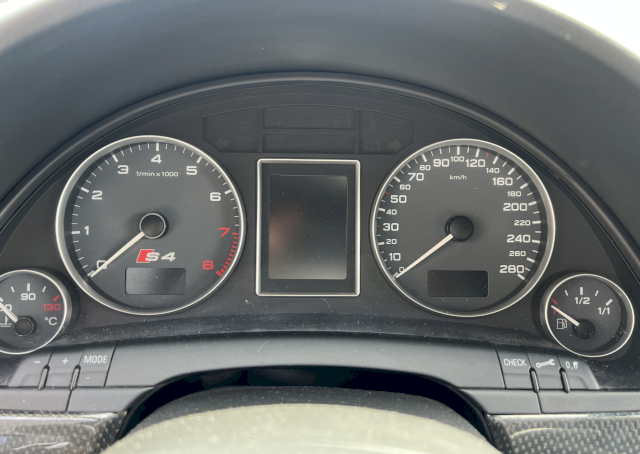 Audi Audi S4 II (B6) 4.2 V8 344ch quattro