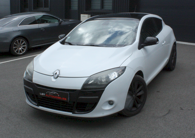 Renault Renault Megane III COUPÉ 1.5 DCI XV de France FFR