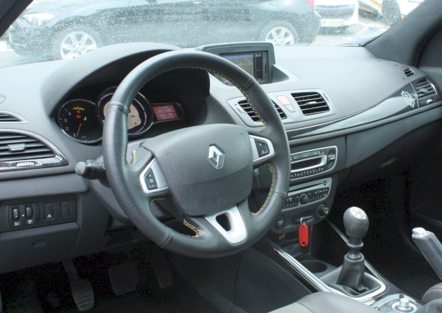 Renault Renault Megane III COUPÉ 1.5 DCI XV de France FFR