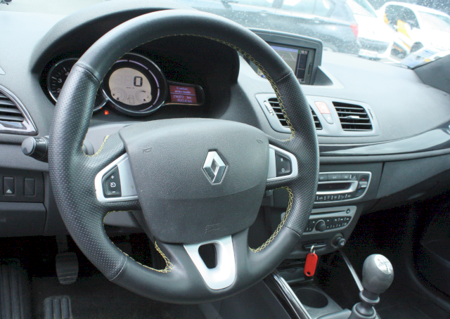 Renault Renault Megane III COUPÉ 1.5 DCI XV de France FFR