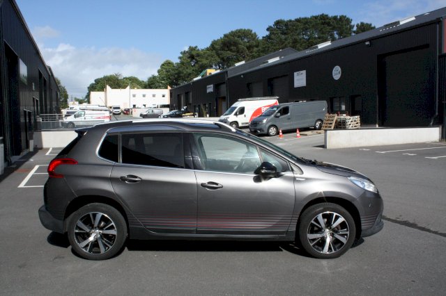 Peugeot Peugeot 2008 1.2 ESSENCE 110CH URBAN CROSS