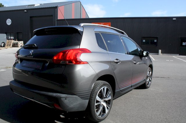Peugeot Peugeot 2008 1.2 ESSENCE 110CH URBAN CROSS