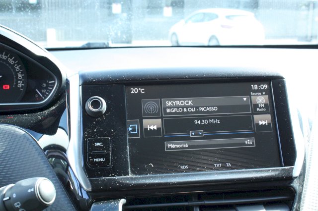 Peugeot Peugeot 2008 1.2 ESSENCE 110CH URBAN CROSS