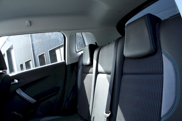 Peugeot Peugeot 2008 1.2 ESSENCE 110CH URBAN CROSS