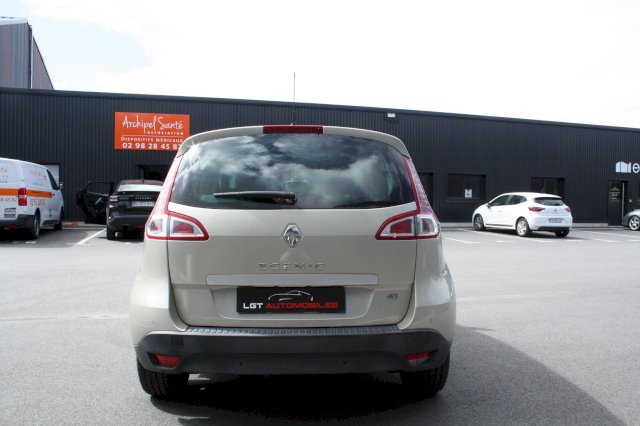 Renault Renault Scenic III 1.5 dCi 110ch FAP Dynamique