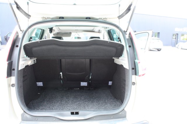 Renault Renault Scenic III 1.5 dCi 110ch FAP Dynamique