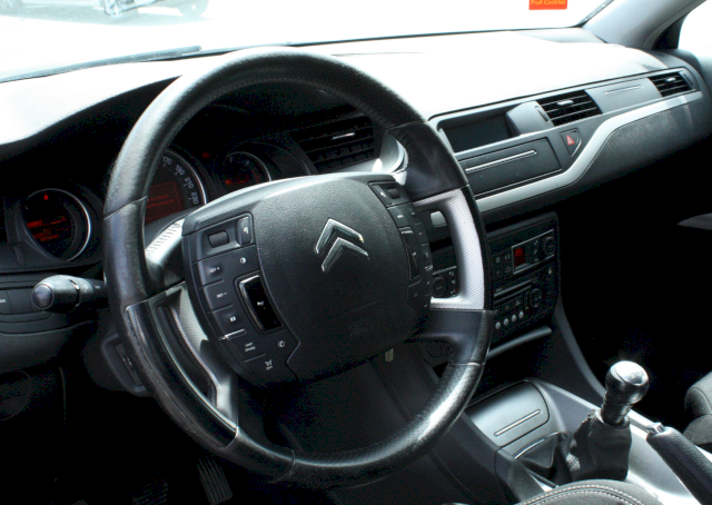 Citroen Citroën C5 CITROËN C5 III 1.6 HDI 110