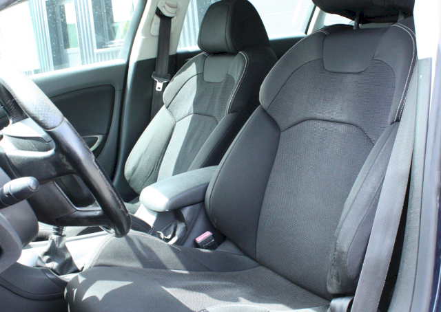 Citroen Citroën C5 CITROËN C5 III 1.6 HDI 110